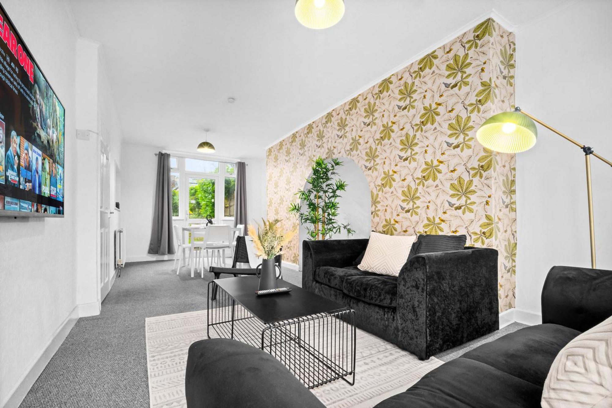 Stylish 3 Bedroom House - Parking - Garden - Great Barr - Netflix - Top Rated -121J Бірмінгем Екстер'єр фото